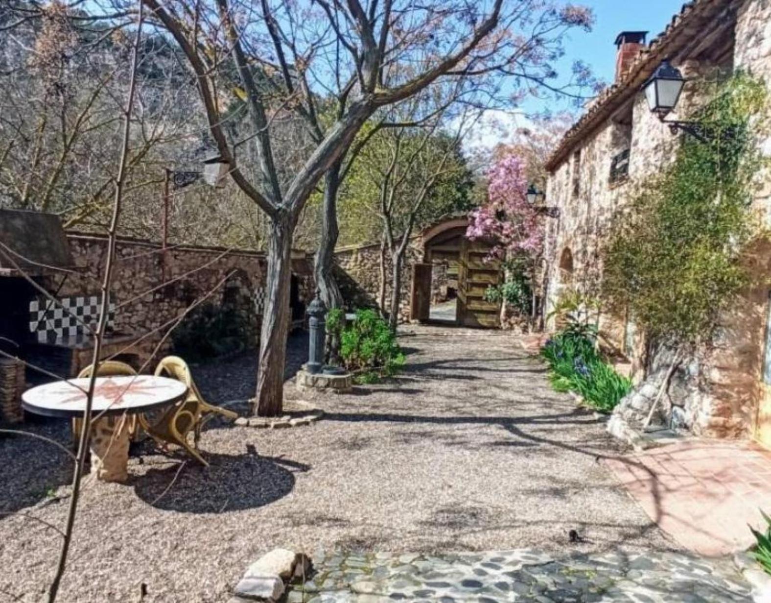 مونتبلانك Serra De Prades المظهر الخارجي الصورة